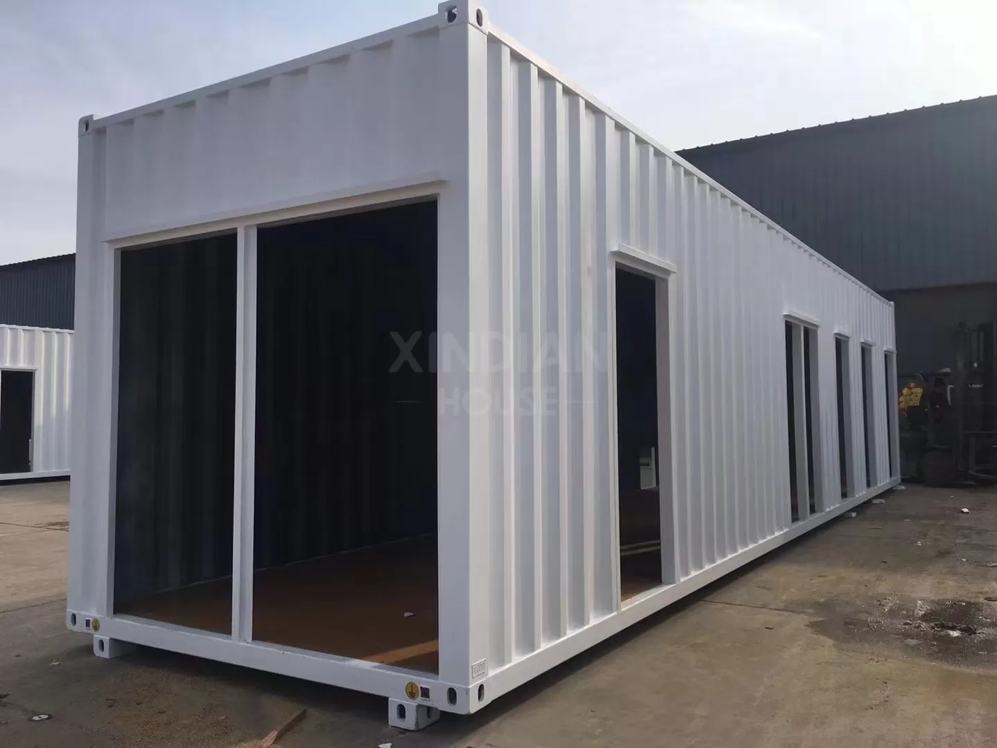 Xindian Hot selling 20ft Container House Container Villa Container Store