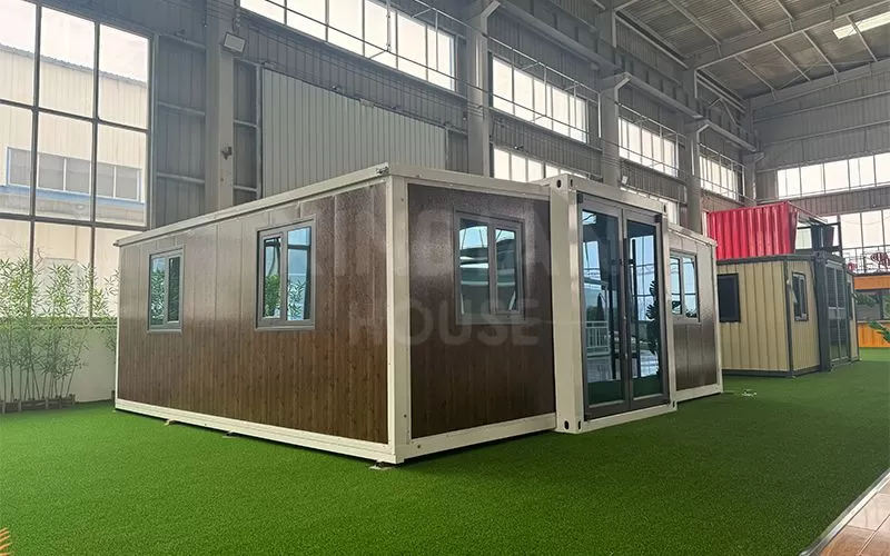 Soundproof 20ft 40ft Prefab Expandable Container House