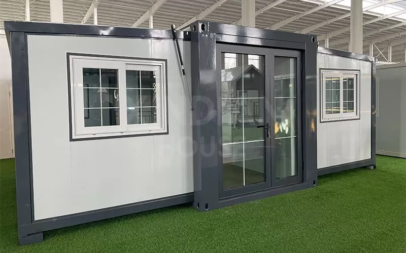 Soundproof 20ft 40ft Prefab Expandable Container House