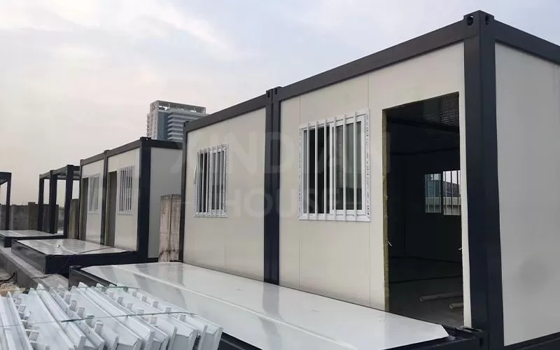 Rapid construction of temporary modular prefab hospitals building