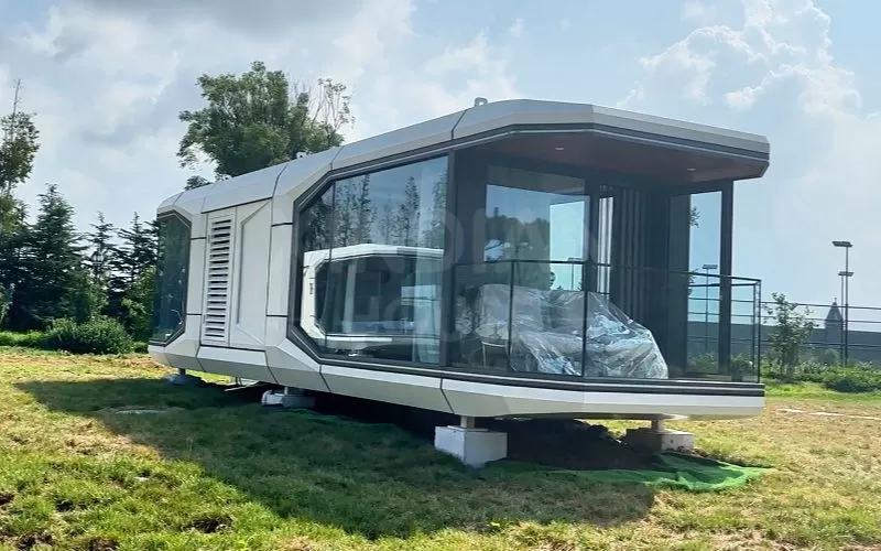 Outdoor Capsule House Commercial Space Airship Pod Prefab House Luxury Vessel Home